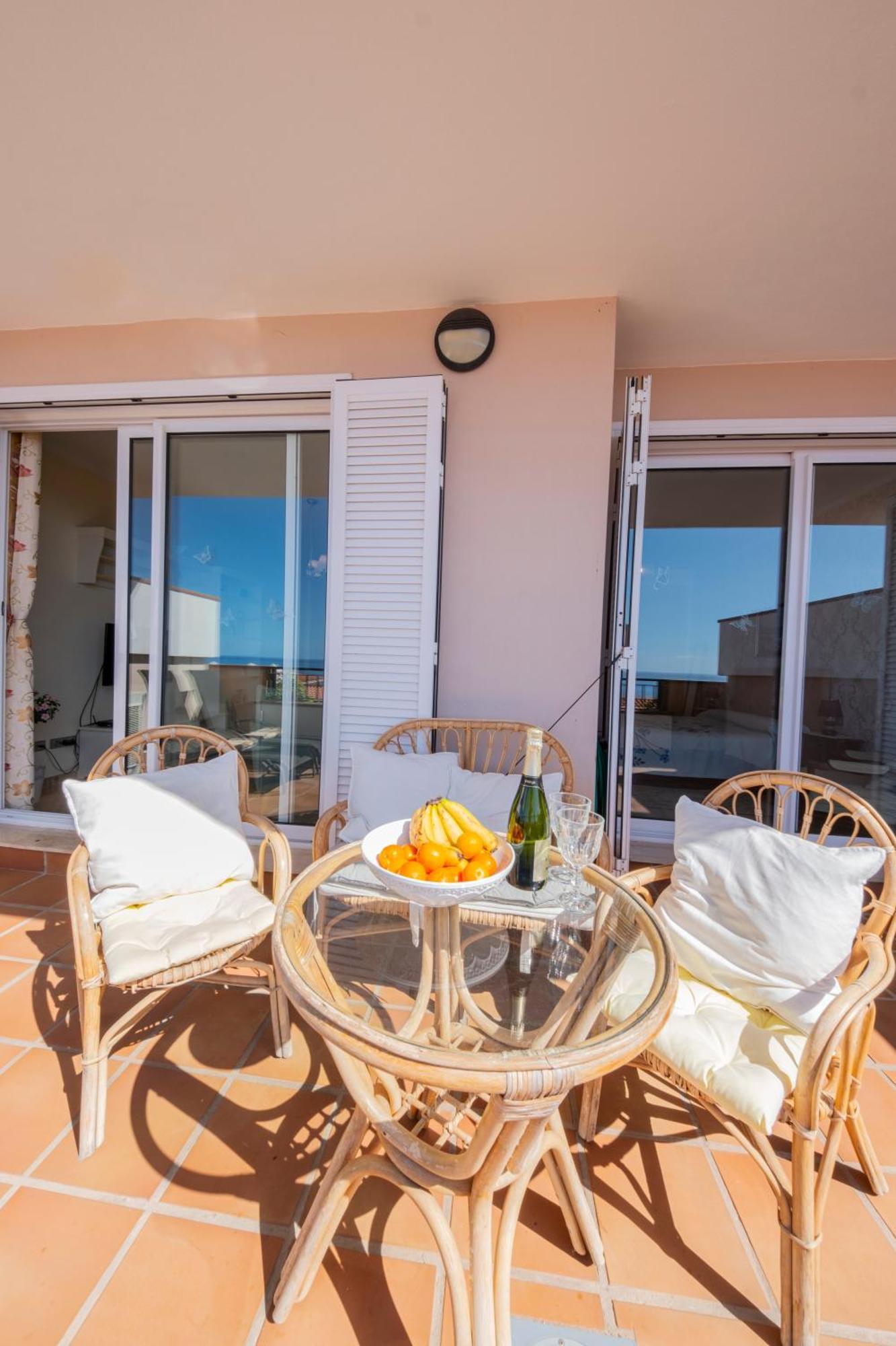 Ocean View Apartment ปัวร์โตเดซานตีอาโก ภายนอก รูปภาพ
